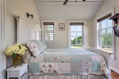 Gallery 161 Pearl_130_2018