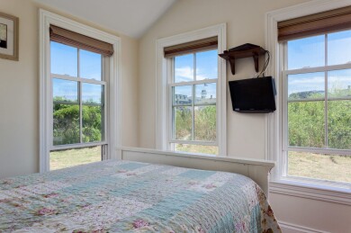 Gallery 127 Pearl_128_2018