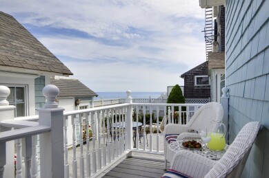 Gallery 335 13 Blue Dory Inn 6-2011