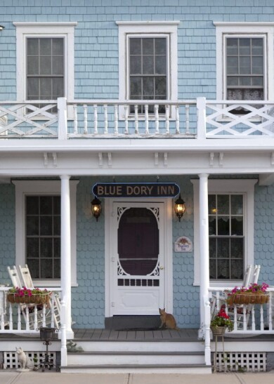 Gallery 271 21 Blue Dory Inn 6-2011