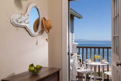 Gallery 107 Avonlea-Rooms-Amethyst-4