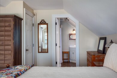 Gallery 125 Moonstone_118_2018